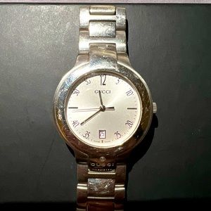 Meet your Posher, Chase